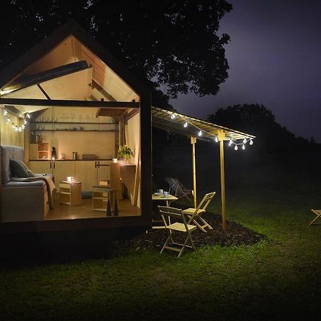 Glamping Hluboka Hotel Hluboká nad Vltavou Buitenkant foto