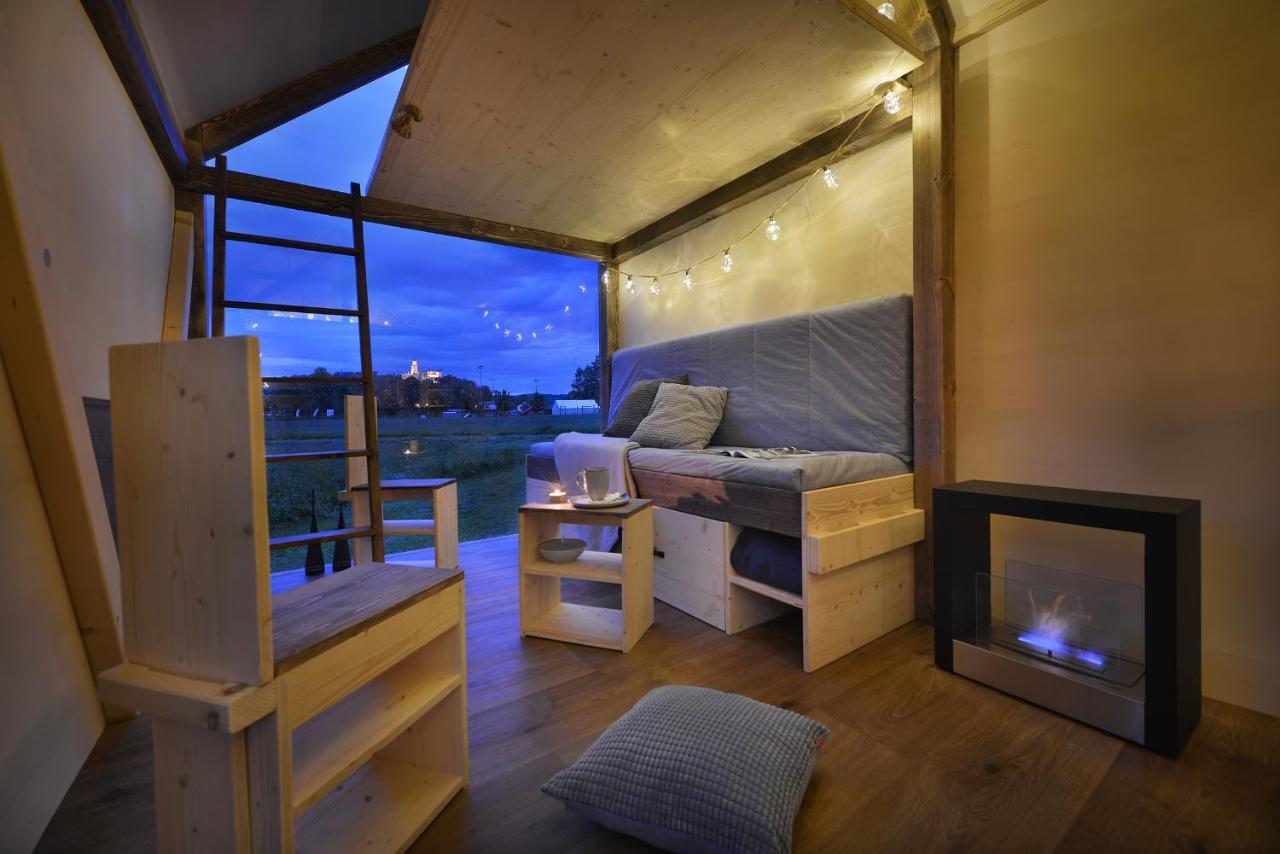 Glamping Hluboka Hotel Hluboká nad Vltavou Buitenkant foto