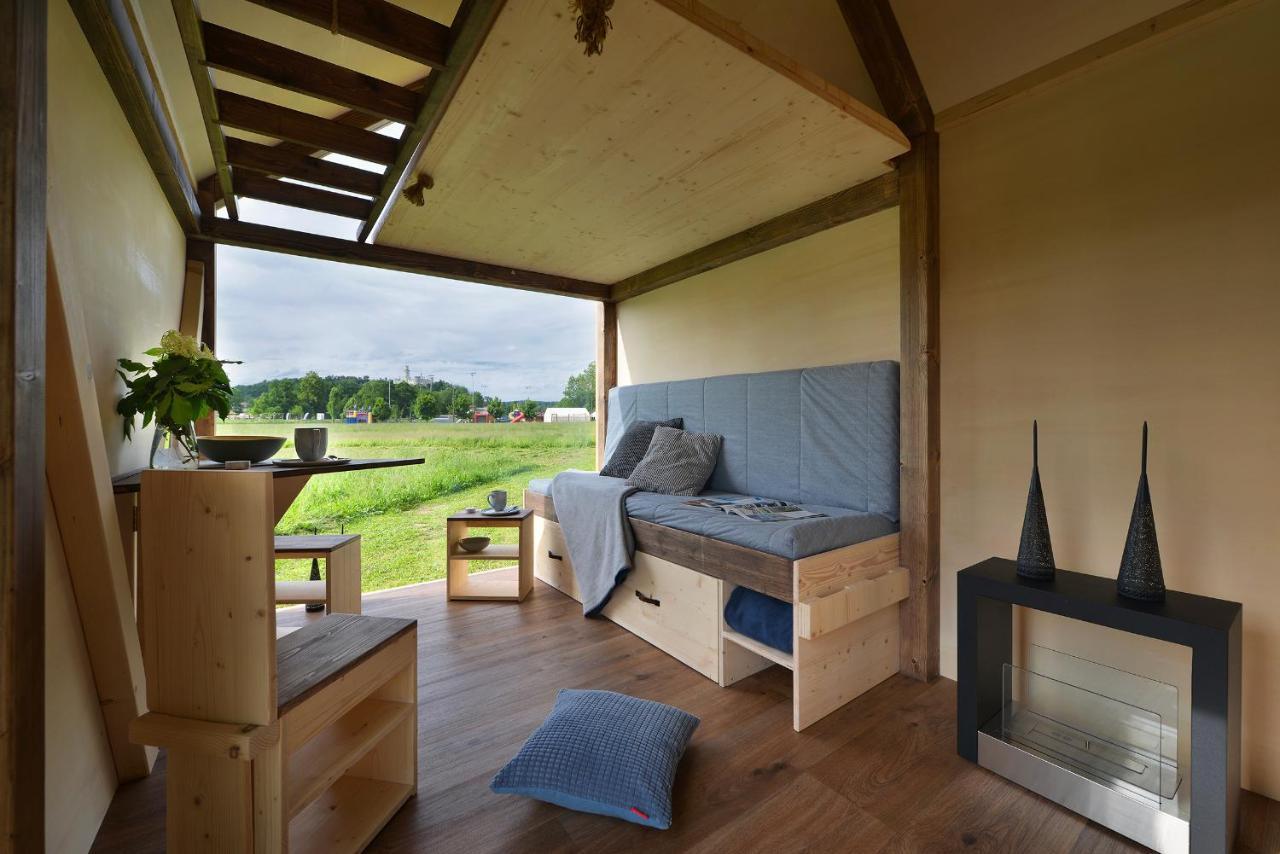 Glamping Hluboka Hotel Hluboká nad Vltavou Buitenkant foto